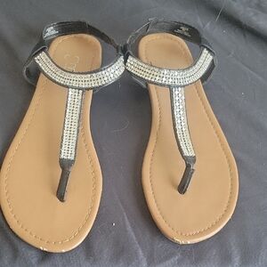 ❤️5 For $10 Elegant Black and Tan Sandals with Rhinestone Detailing